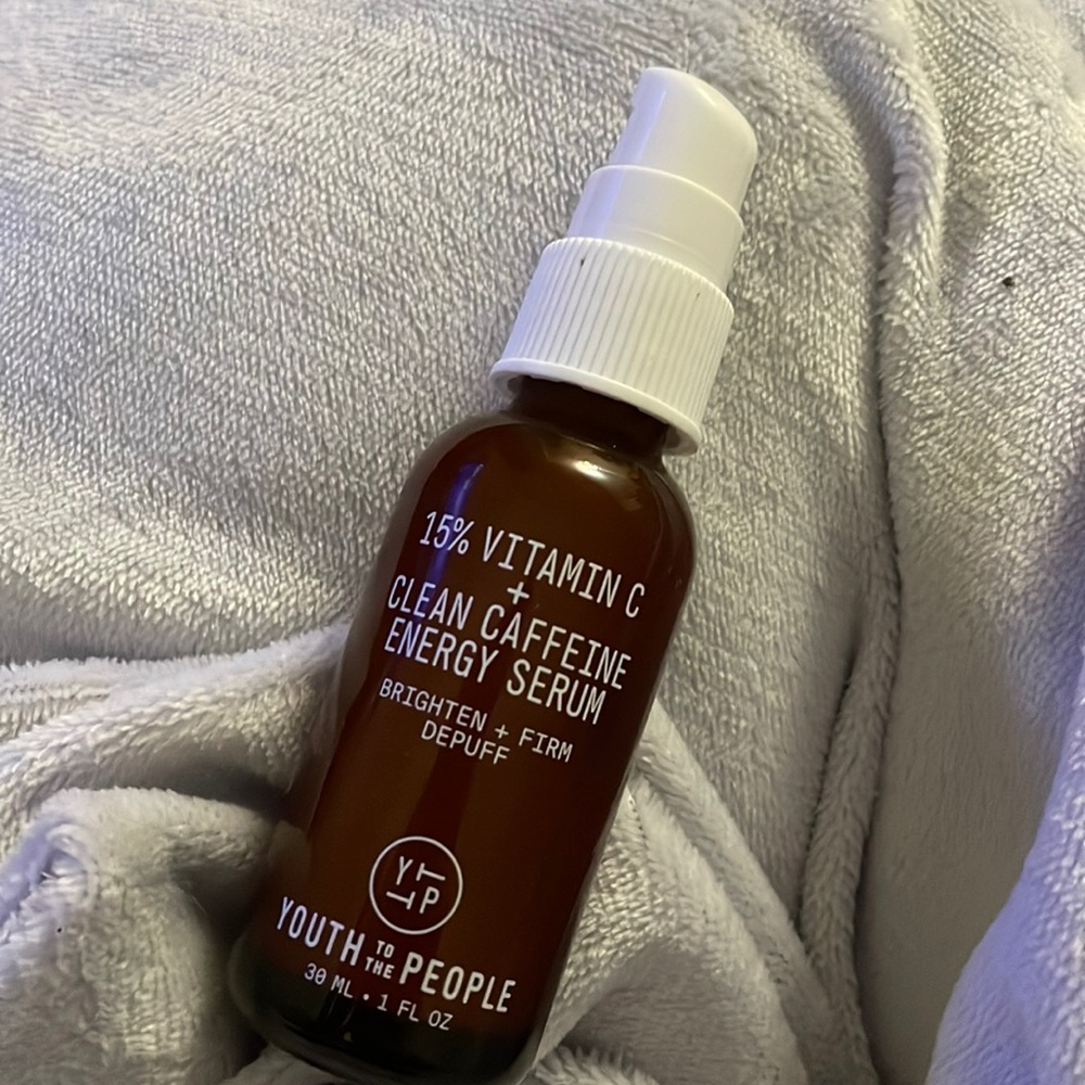 ✨2 for $65✨Youth to the people 15% vitamin c + clean caffeine energy serum